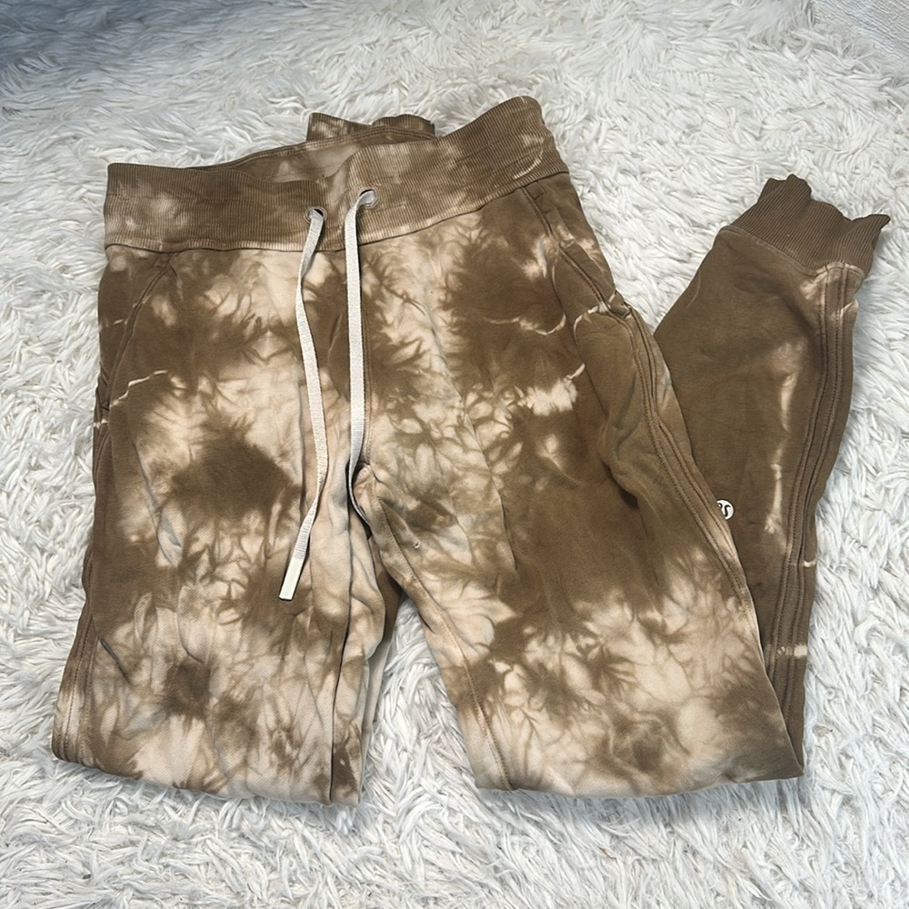 Lululemon Warm Down Jogger *Earth Dye Earth Dye Sand
